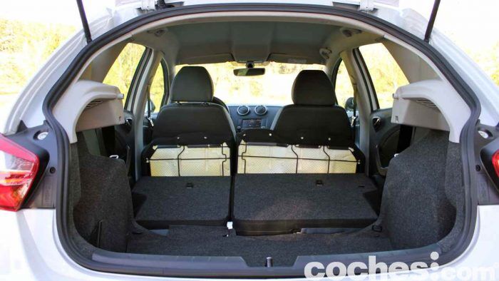 Seat Ibiza Connect 2016 prueba maletero 5