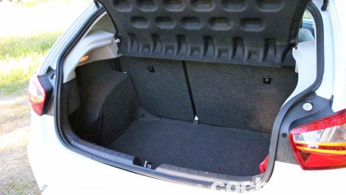 Seat Ibiza Connect 2016 prueba maletero 8