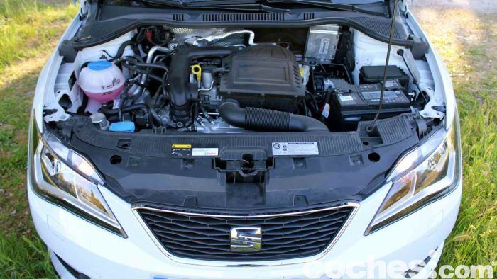 Seat Ibiza Connect 2016 prueba motor 1