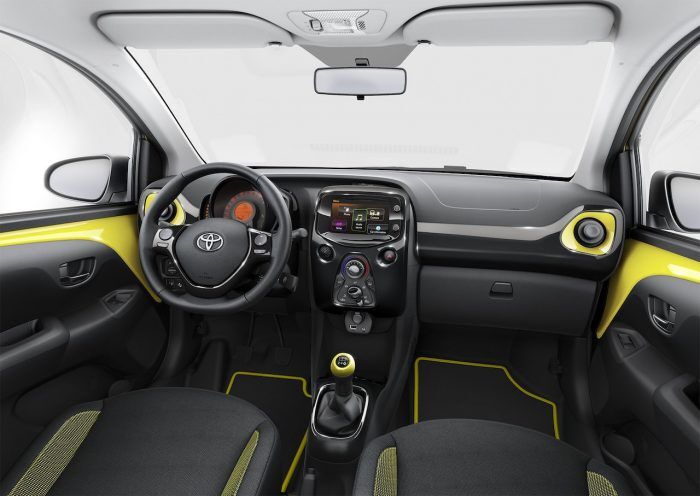Toyota Aygo x-cite 2016 interior