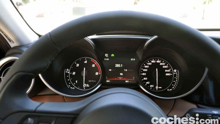 Alfa Romeo Giulia 2.2 180 CV 2016 prueba 19