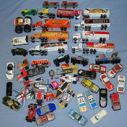 Diez anuncios de coches de juguete de antaño