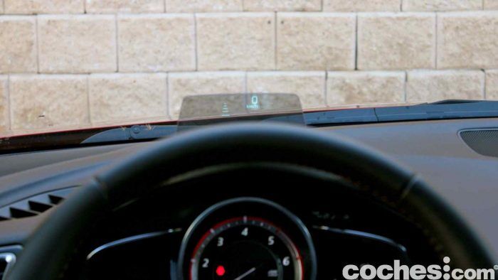 Mazda 3 2.2 Skyactive-D prueba interior 12