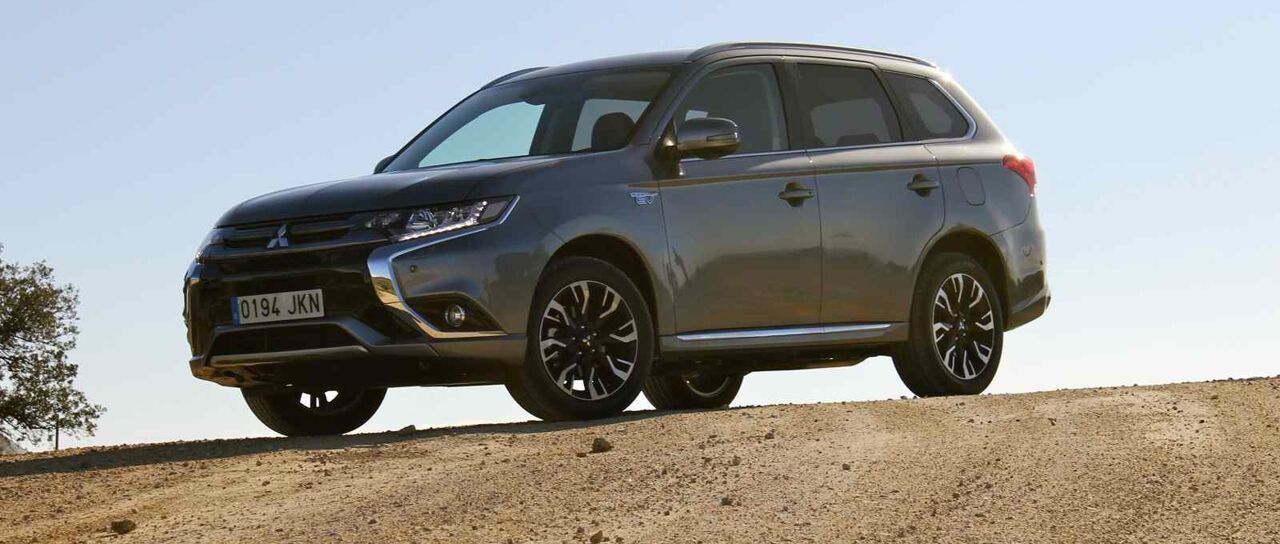 Todas las noticias de coches en un solo portal: Pruebas, fotos, vídeos, informes...