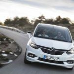 Opel Zafira 2016 02 150x150
