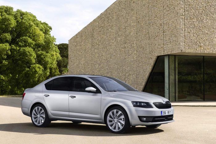 Skoda Octavia 1.0 TSI 2016 01