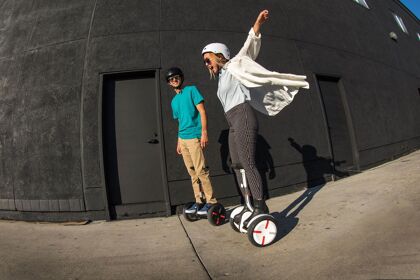 Segway miniPro, el scooter de diseño que baila con las rodillas