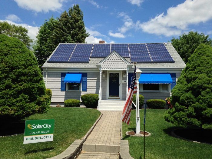**SOLARCITY0412/Moore** Ed: **Business** Length: **Inches** With the installation and generation costs falling, Solar City, the largest solar company in the United States, is expanding to the Pittsburgh area. Its starting residential sales April 11 and will have an operations center staffed with roughly 100 poeple in a few months. Executives cited untapped demand in Pittsburgh and a favorable regulatory environment in Pennsylvania.