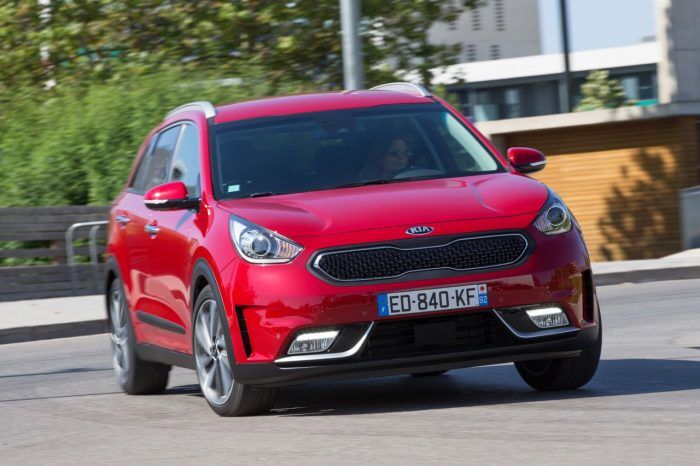 Kia Niro 2017 73 700x466