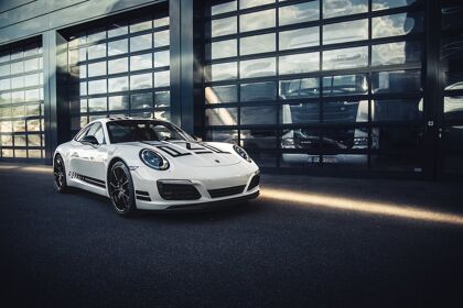 Porsche 911 Carrera S Endurance Racing Edition, Le Mans en el retrovisor