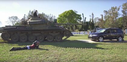 ¿Por qué aplastarías tu coche con un tanque?