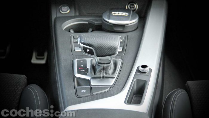 Audi_A4_Avant_3.0_TDI_quattro_043