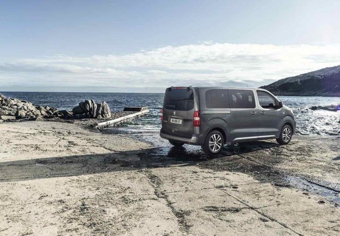 Peugeot Traveller 2016 - 1