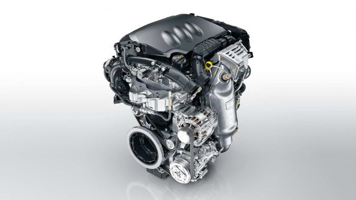 Peugeot_308_SW_1.2_PureTech_058