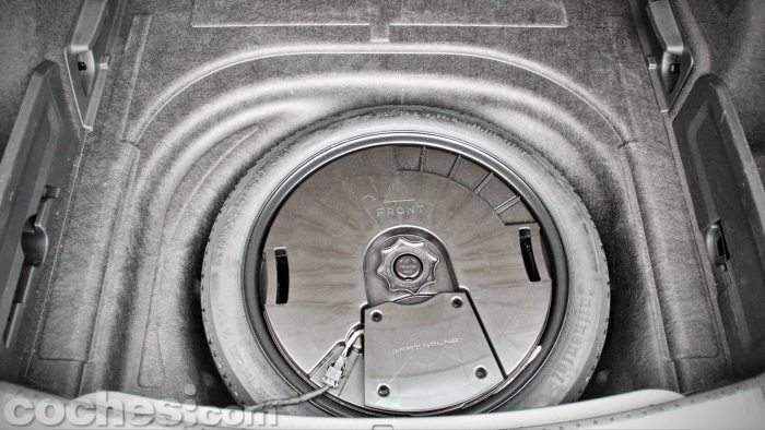 SEAT_León_X-Perience_2.0TDI_4Drive_DSG_051