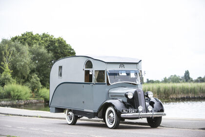 La increíble historia tras esta curiosa caravana Pontiac de 1935