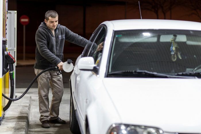 repostar gasolina diesel gasolinera