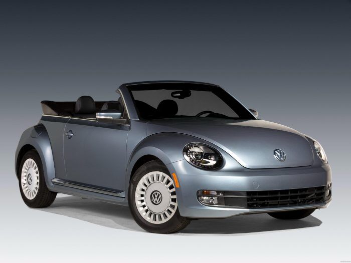 volkswagen_beetle-convertible-denim-2016_r9.jpg