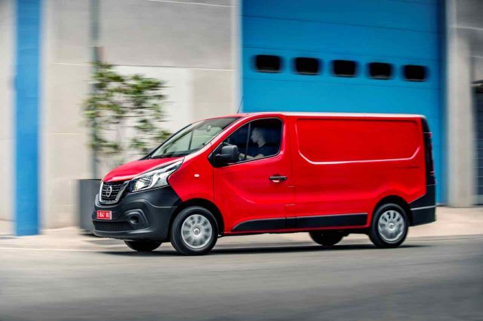 Nissan NV300 Van 2017 7 700x466
