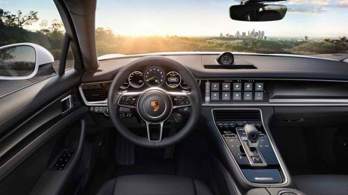 Porsche Panamera 2017 interior - 1