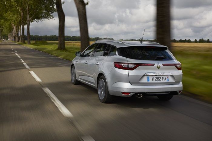 Renault Megane Sport Tourer 2016 11