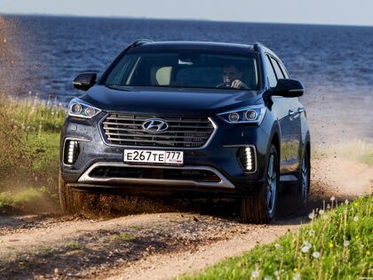 Hyundai Grand Santa Fe 2016