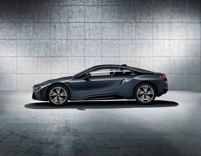 BMW i8 Protonic Dark Silver Edition 2016 - 4
