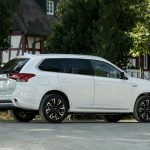 Mitsubishi Outlader 2017 02 150x150