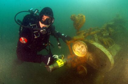 ¿Qué pasó con el Bugatti Type 22 que pasó 75 años sumergido en un lago?