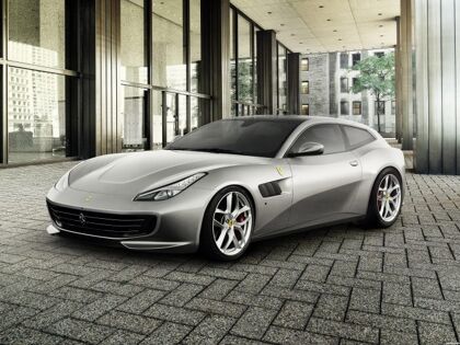 ¿Caerá el último bastión? Ferrari podría lanzar un SUV en 2018