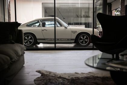 Querrás esta casa construida alrededor del garaje