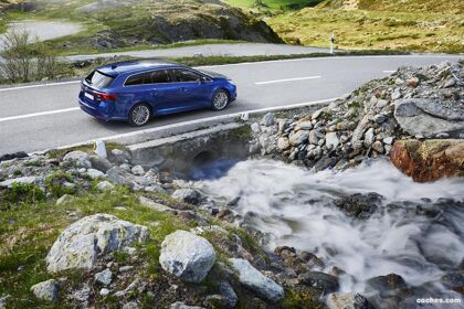 Toyota Avensis Touring Sports 2015