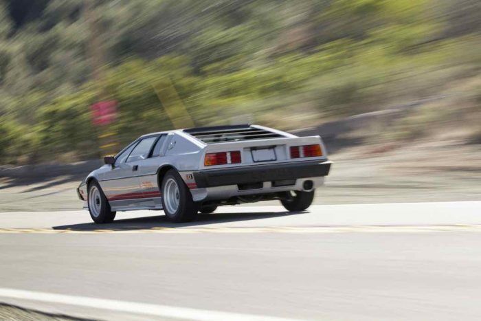 lotus-esprti-turbo-1983-21