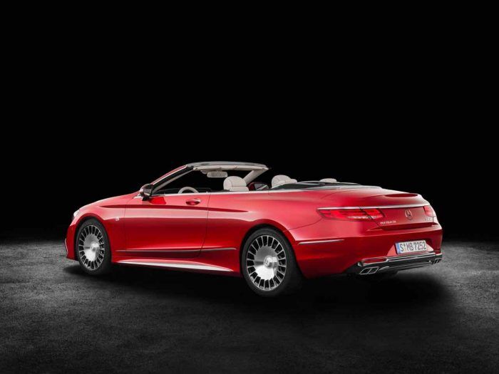 Mercedes Maybach S 650 Cabriolet 2017 12 700x525