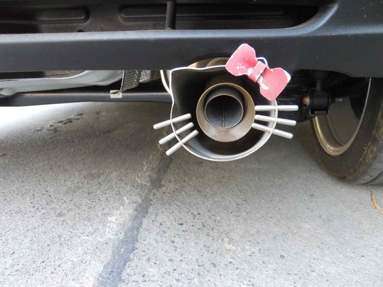 accesorios-tubo-de-escape-hello-kitty