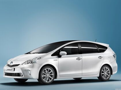 Toyota Prius Plus Hybrid MPV 2011