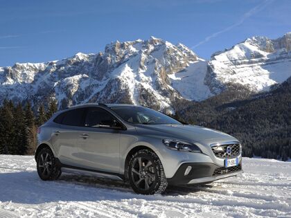 Volvo V40 Cross Country D4 2012