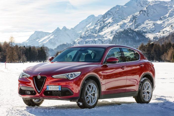 Alfa Romeo Stelvio 2017 105 700x466
