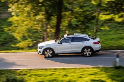 Mercedes GLC Coupe 350 e: SUV, coupé e híbrido enchufable