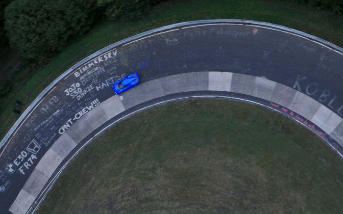 NIO EP9 Record Electrico Nurburgring 9 700x436