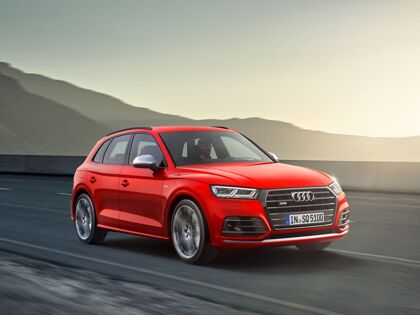 Audi SQ5 2017, ahora de gasolina y más equipamiento