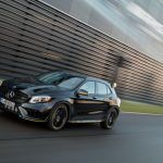 Mercedes AMG GLA 45 Yellow Night Edition 2017 11 150x150