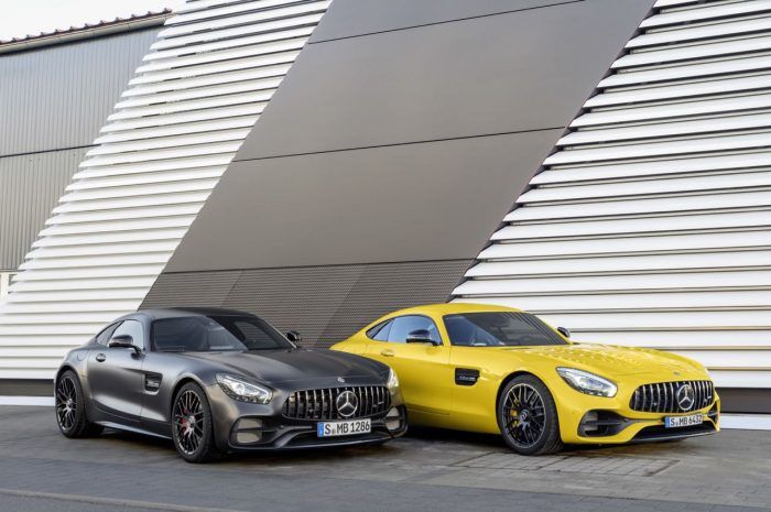 mercedes-amg-gt-s-2017-8