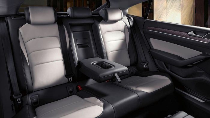 Volkswagen Arteon 2018 Interior 3 700x394