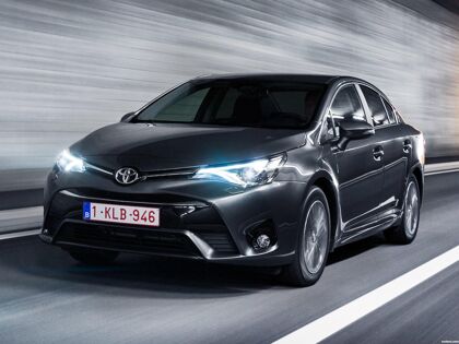 Toyota Avensis Sedan 2015