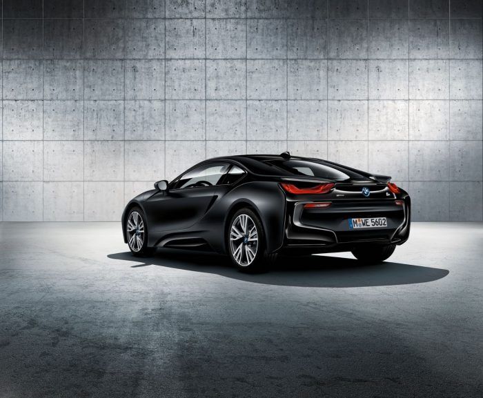 bmw-i8-frozen-black-edition-2017-3