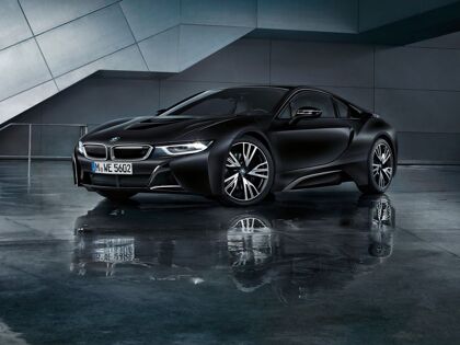 BMW i8 Protonic Frozen Black Edition… ¿o mejor en amarillo?