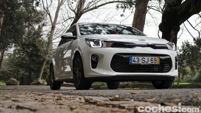 kia-rio-2017-contacto-76