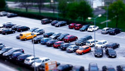 ¿Que pasa con los precios de los coches nuevos este mes?