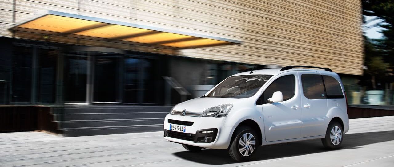 Todas las noticias de coches en un solo portal: Pruebas, fotos, vídeos, informes...